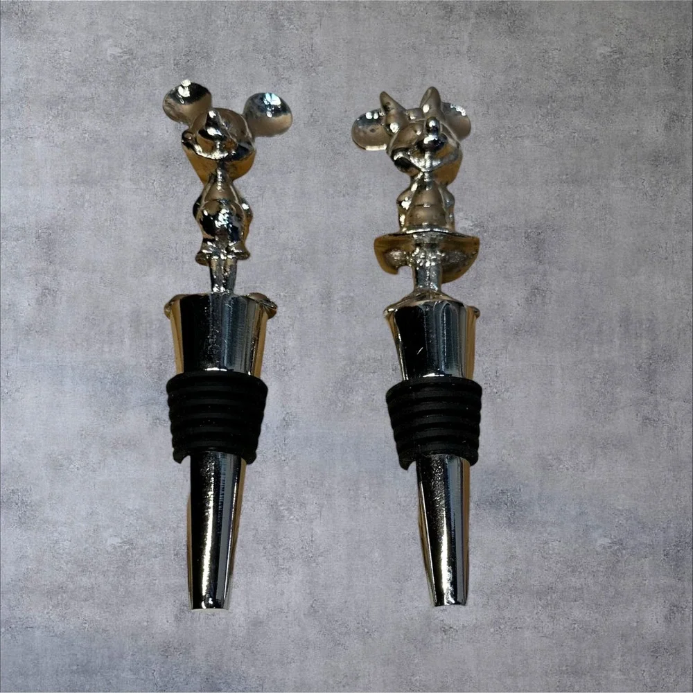 Disney Mickey and Minnie Mouse Silver Metal Wine Bottle Stoppers Set 2 Piece‎